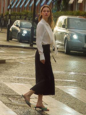 STRIPE BELTED MAXI SKIRT_2COLOR