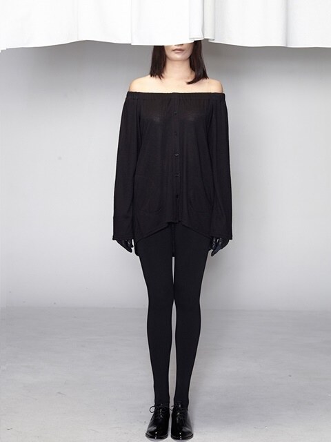 off-shoulder cardigan-blouse (black)