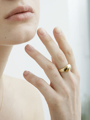 E Bold Ring