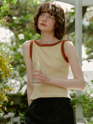 A RIBBED SLEEVELESS TOP_BUTTER