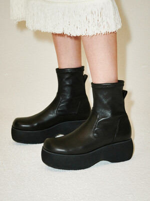 [리퍼브][240,255]IS_221388 Rug platform boots(Black)