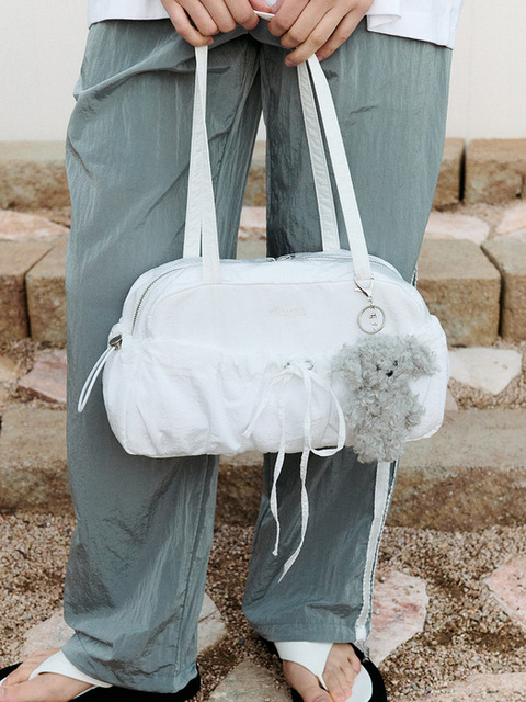 【rolarola】韓国人気★ROLA RIBBON DUFFLE BAG rolarola】韓国人気☆ROLA RIBBON DUFFLE BAG (rolarola