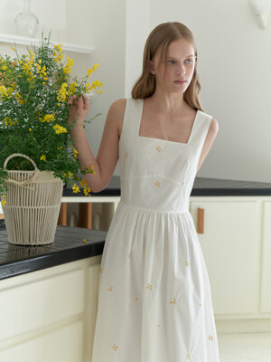 [단독]Flower basket dress (white)