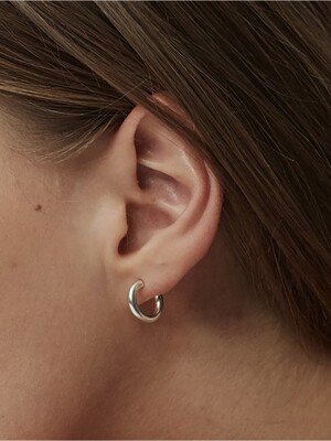 Small ring earring