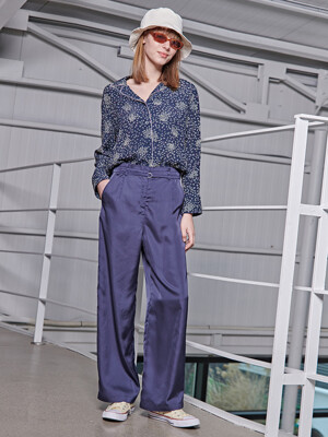GLOSSY WIDE PANTS_NAVY [U2M0P30655]