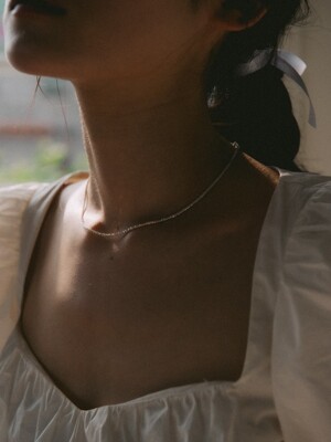 Gleam necklace
