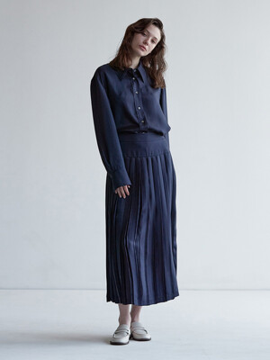 SHINING LONG PLEATS SKIRT_NAVY