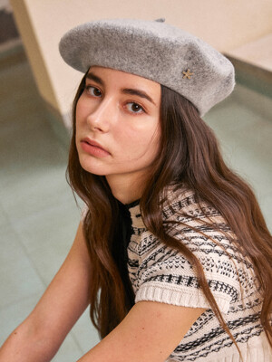 ADORABLE WOOL GRAY BERET