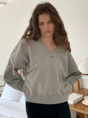 Cross Y Neck SweatShirt 그레이