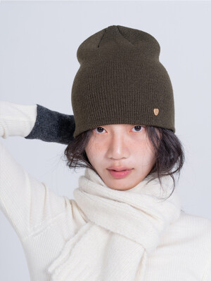 Short beanie