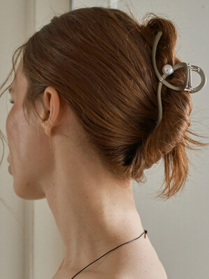 Pearl wave metal hair claw clip