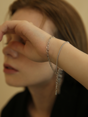 layered chain bracelet B014