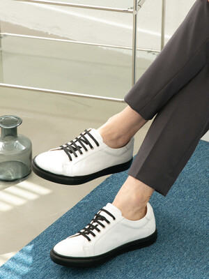 Daily White Sneakers Black-Outsole Man