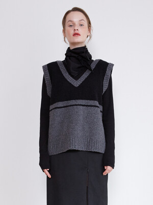 21FW_Two-way V-neck Knit (Charcoal/Black)