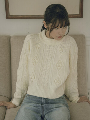 KN4241 Grandma cable round knit_Ivory