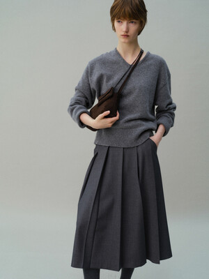 pipe v-neck knit (grey)