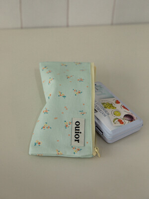 ouior flat pencil case - pastel mint (topside zipper)