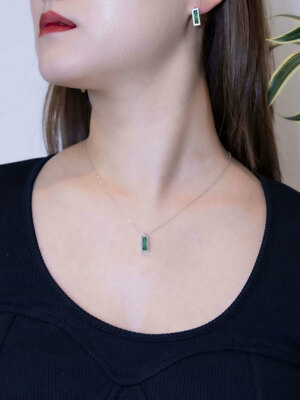 Riley Necklace Green