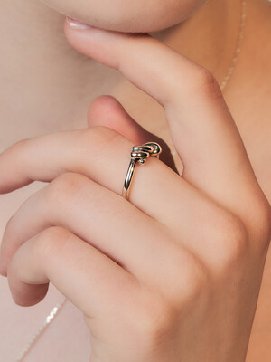 Silver knot ring