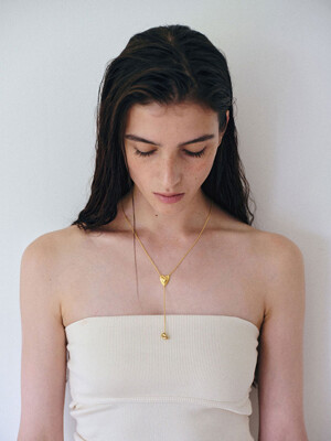 COLLECTION_HER GAZE_Nora heart drop necklace