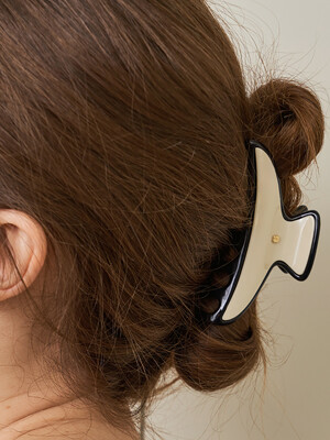 Piping line hanger hair claw clip, Monique