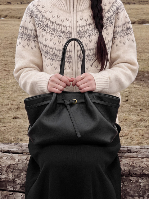 폴뉴아 [단독]CELIA BAG (BLACK)