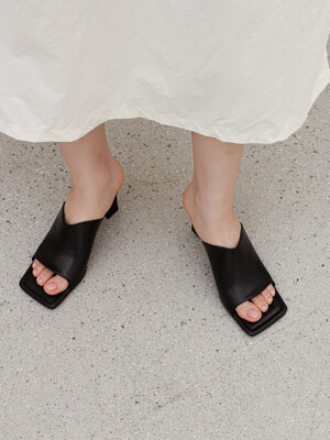 HUG SANDAL_22002_black