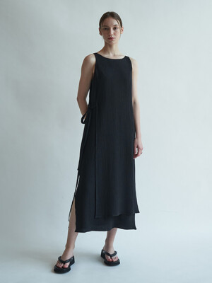 Flow layered strap dress (Black)