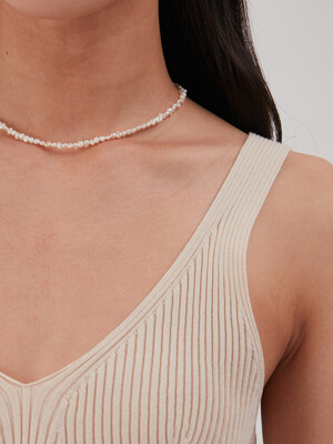 Essential Fresh-Water Pearl Choker Necklace 진주 초커목걸이