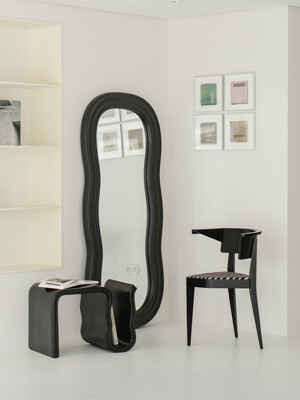 Wave Mirror (Black / Medium)