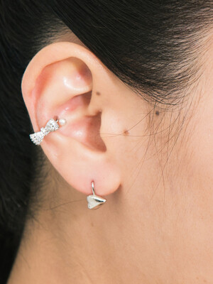 1+1 Ribbon Crystal Earcuff