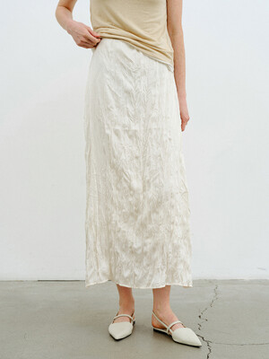 TVR CREASED SHEEN FLARE SKIRT_2COLORS
