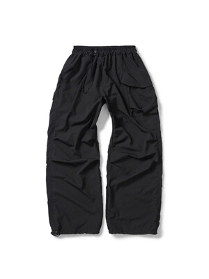 Packable parachute cargo pants / Black
