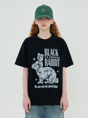 BLACK RABBIT T SHIRT / BLACK