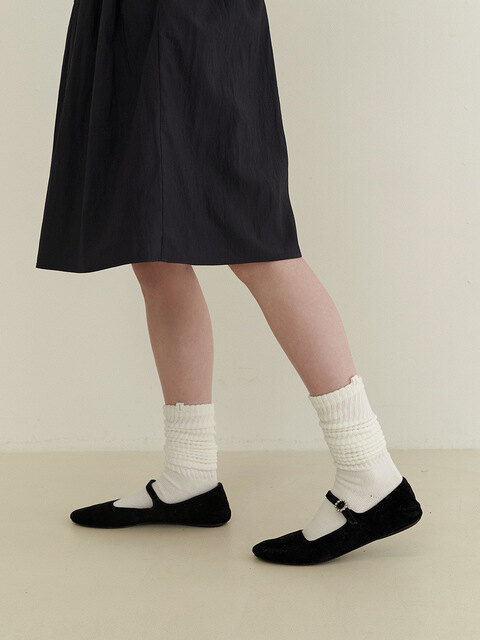 패션액세서리 - 이슈넘버 (ISSUE NUMBER) - 5.15 Plain socks (3colors)