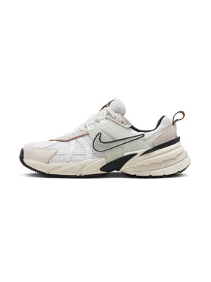 [FN6703-100] W NIKE V2K RUN
