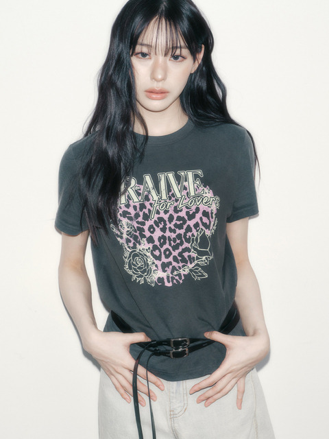 BLACKBLONDのBBD Shadow Smile Ripped Pigment T-Shirt 全2色 BLACKBLOND - GS SHOP