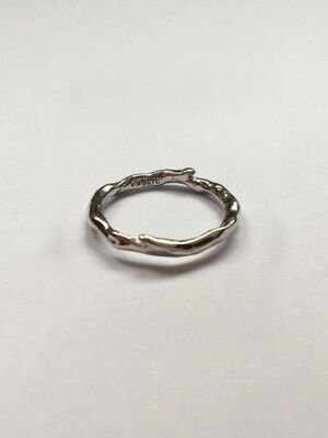 Roes Branch Ring (white)