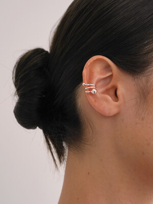 Curve Motion - Ear Cuff 06