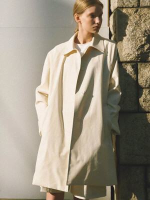 Maine Trench Coat (Ivory)