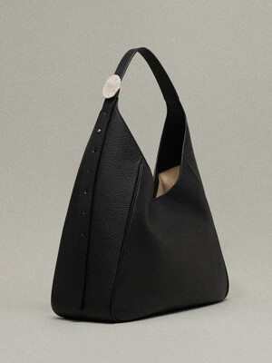 Plaque Hobo Bag Shrunken Black 플라크 호보백 슈렁큰 블랙
