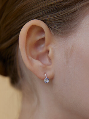 [6mm+10mm 진주귀걸이 증정] Clear hole earring