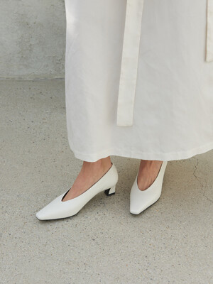 Lea Pumps Leather Ivory