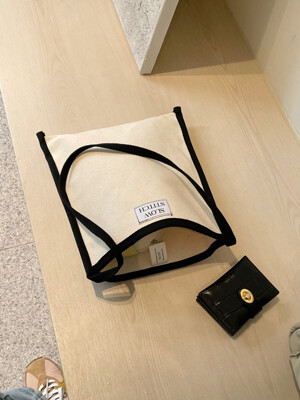 Frame canvas bag ( black )