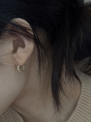 14k Sofia earrings