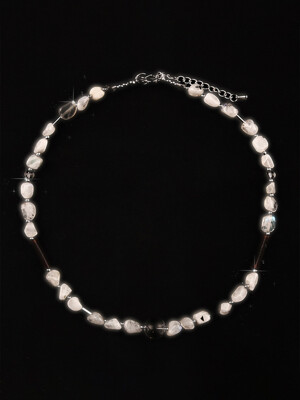 Necklace_MOONBEAM White Moonstone