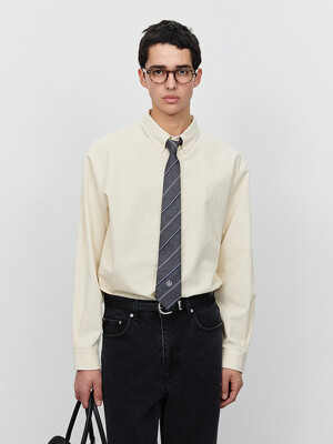 UNISEX CLASSIC BOYFRIEND SHIRT BUTTER_M_UDSH5A103Y1
