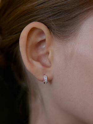 [6mm+10mm 진주귀걸이 증정] Square clear earring