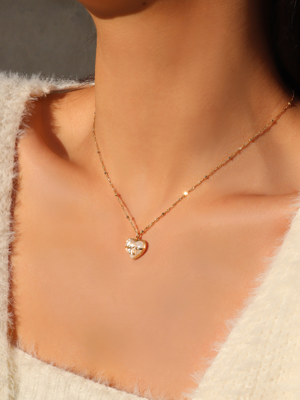 holiday heart necklace