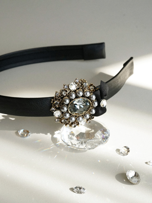 Classic Evelyn Crystal Hairband